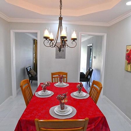 Spacious, Modern, Getaway Close To Beaches Βίλα Braeton Εξωτερικό φωτογραφία